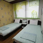 Jongnowon Hostel