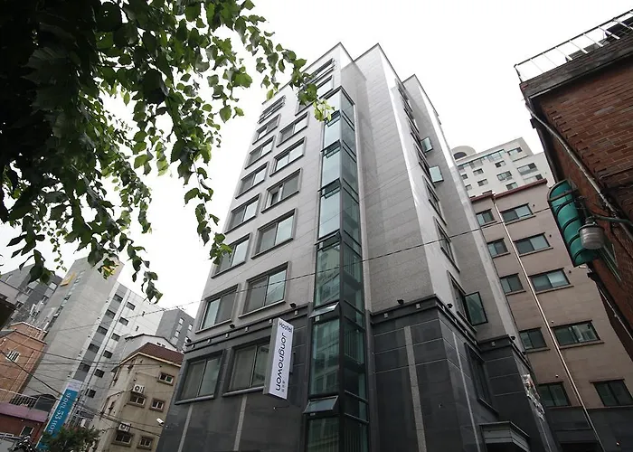 Jongnowon Hostel