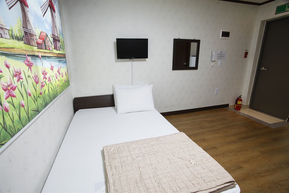 Jongnowon Hotel